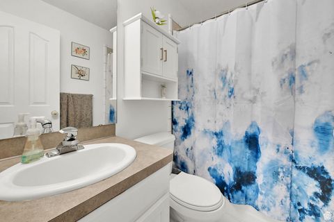 Tiny photo for 2674 S 75 E, Clearfield, UT 84015 (MLS # 2114837)