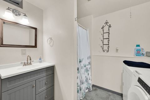 Tiny photo for 2674 S 75 E, Clearfield, UT 84015 (MLS # 2114837)