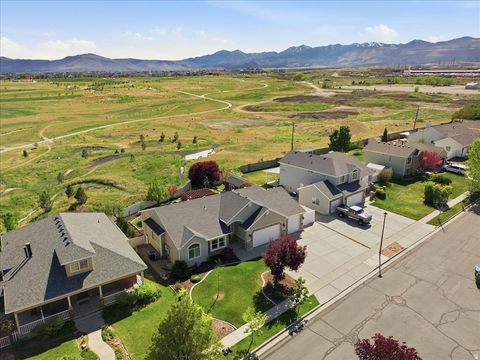 Tiny photo for 4921 W WOODRIDGE DR, South Jordan, UT 84009 (MLS # 2154079)