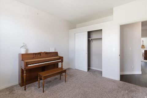 Tiny photo for 4921 W WOODRIDGE DR, South Jordan, UT 84009 (MLS # 2154079)
