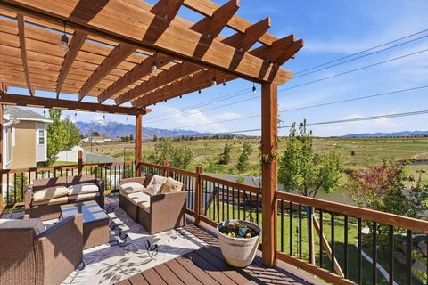 Tiny photo for 4921 W WOODRIDGE DR, South Jordan, UT 84009 (MLS # 2154079)