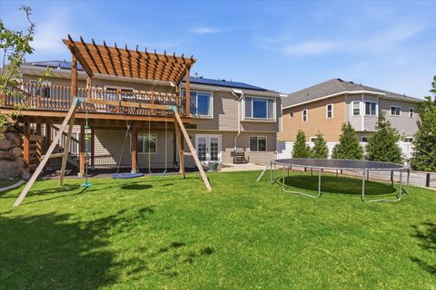 Tiny photo for 4921 W WOODRIDGE DR, South Jordan, UT 84009 (MLS # 2154079)