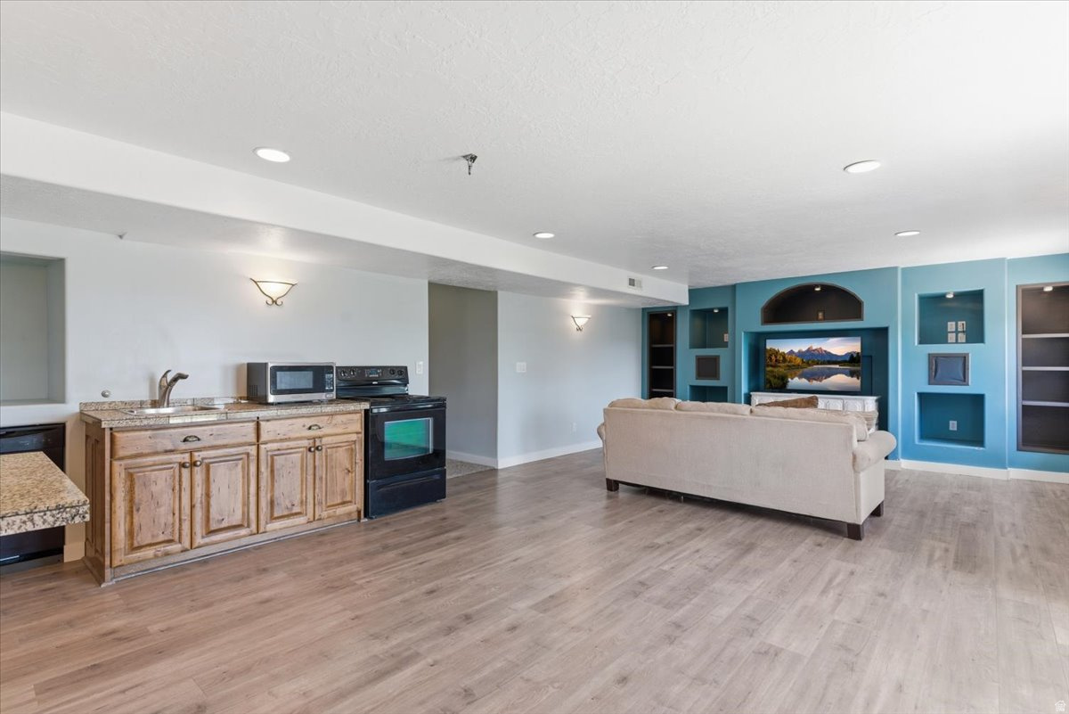 WOOD RANCH PHASE 5 - Residential