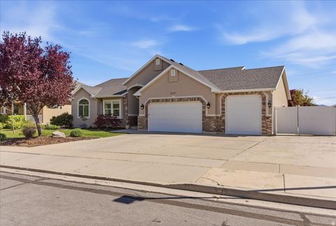 Tiny photo for 4921 W WOODRIDGE DR, South Jordan, UT 84009 (MLS # 2154079)