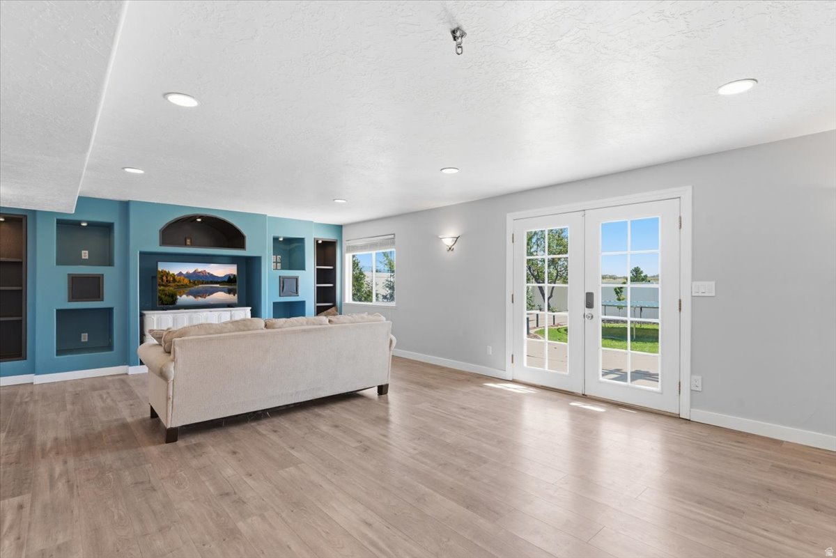 WOOD RANCH PHASE 5 - Residential