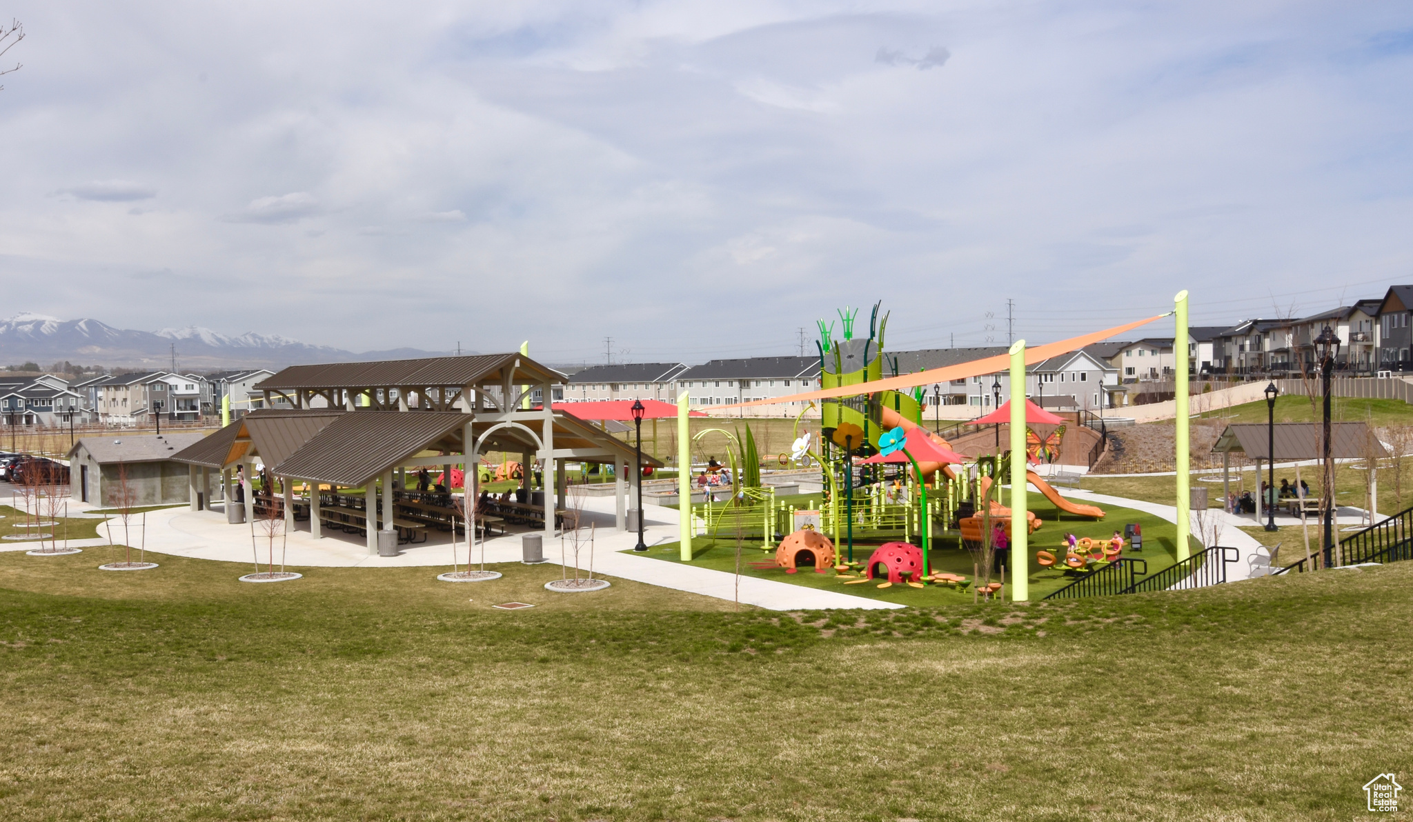 DAY RANCH TOWNS - Residential