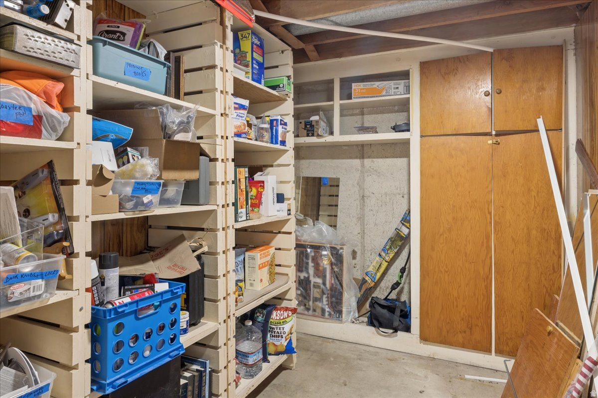 SMEDLEY ACRES - Residential