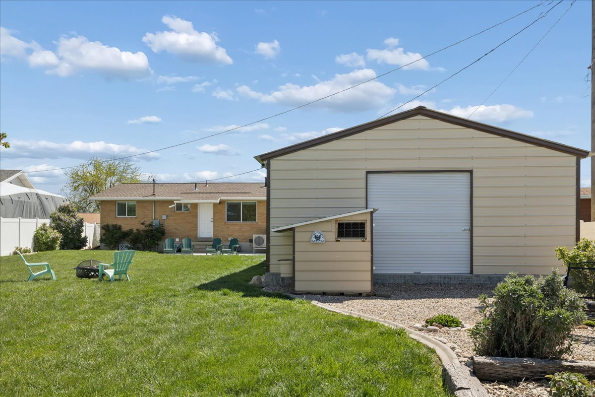 SMEDLEY ACRES - Residential