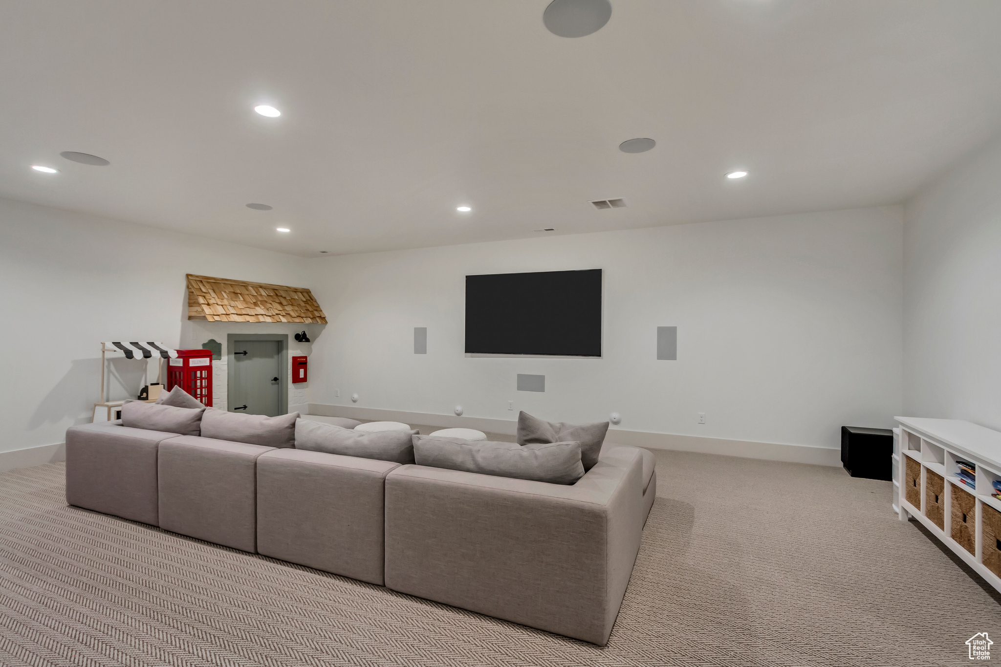 DAYBREAK - Residential