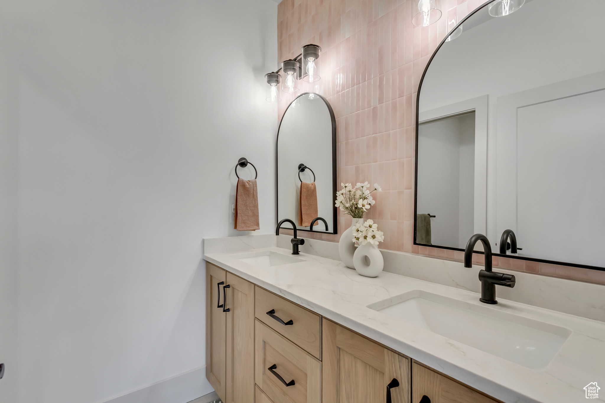 6978 W Docksider Dr, South Jordan, Utah image 46
