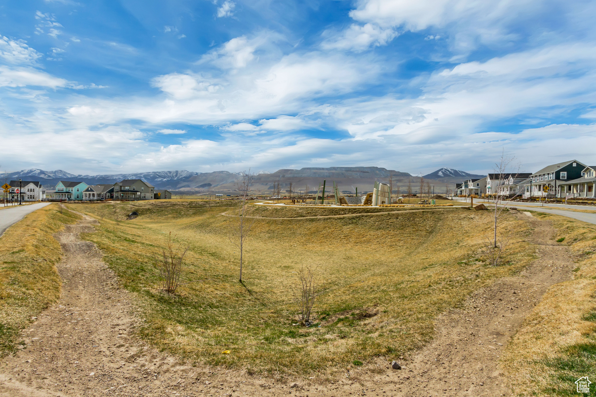 DAYBREAK - Residential