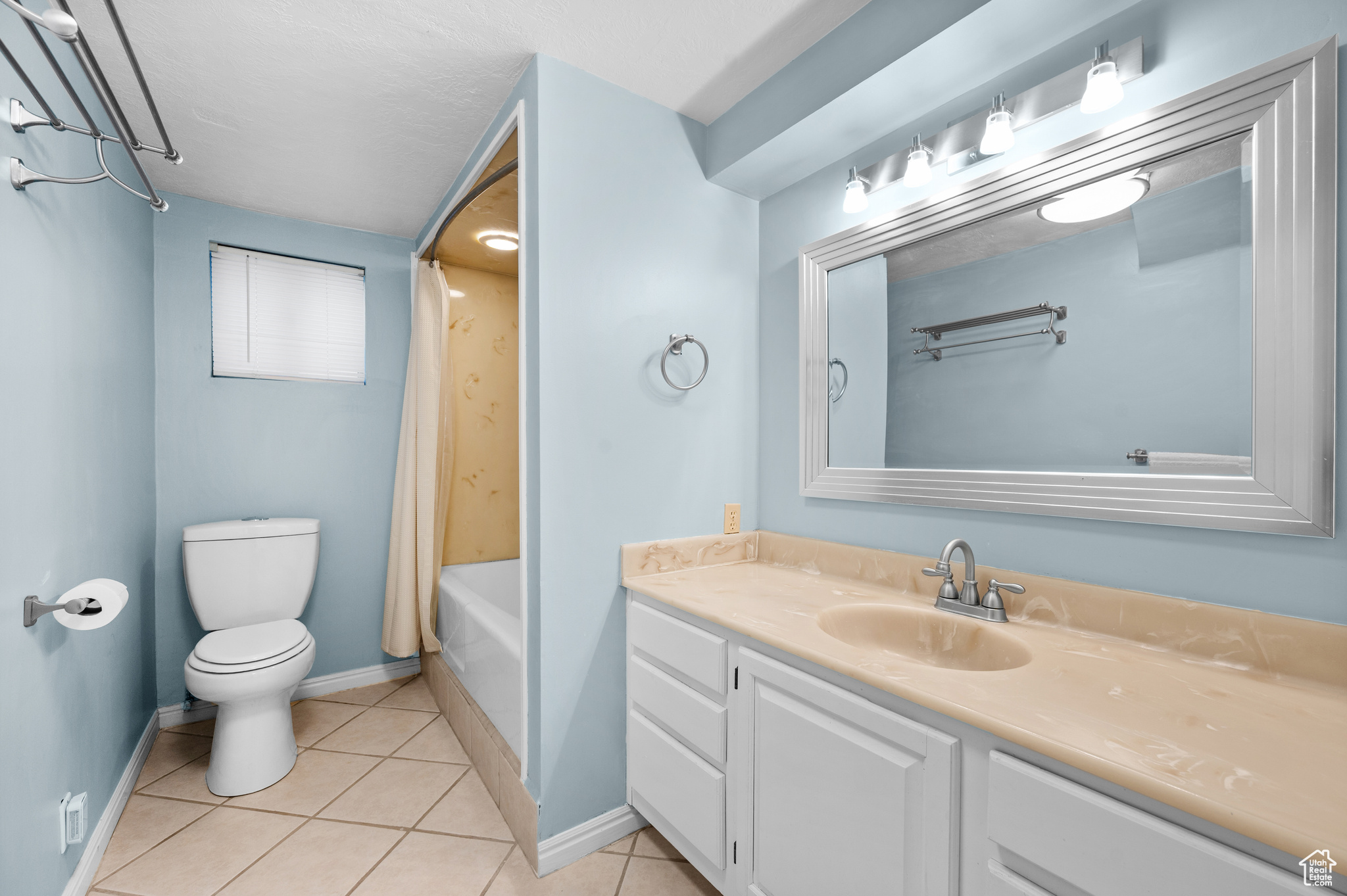 HARVEST ESTATES - Residential