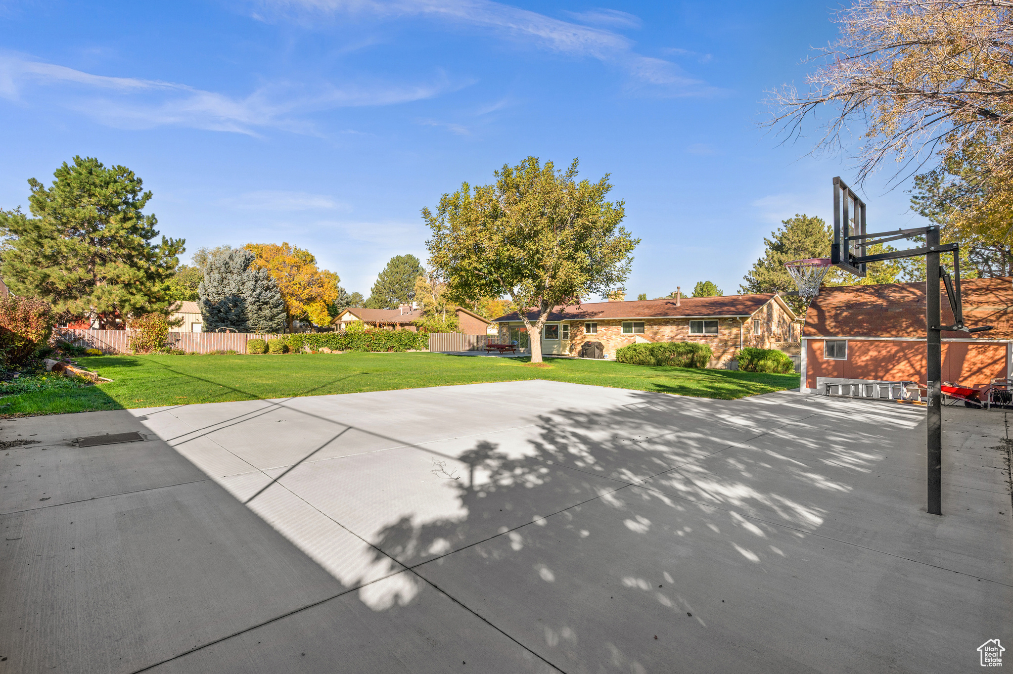 HARVEST ESTATES - Residential