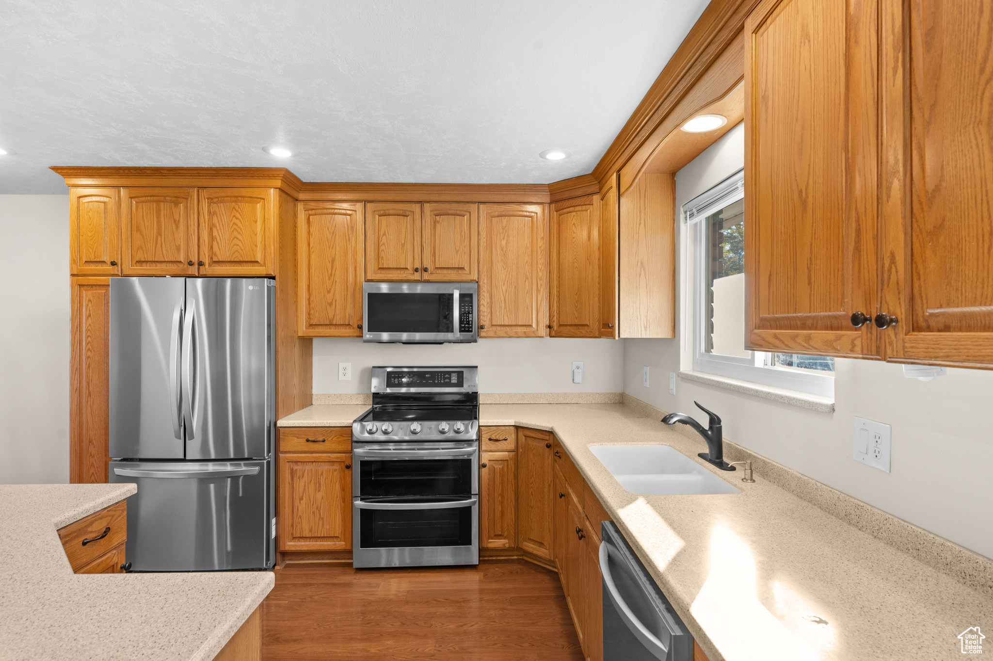 HARVEST ESTATES - Residential