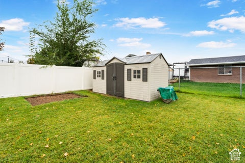 Tiny photo for 2202 N 1300 W, Clinton, UT 84015 (MLS # 2191006)