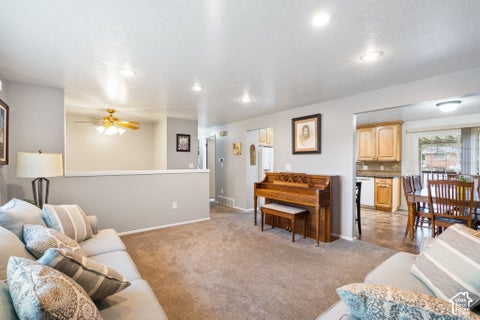 Tiny photo for 2202 N 1300 W, Clinton, UT 84015 (MLS # 2191006)