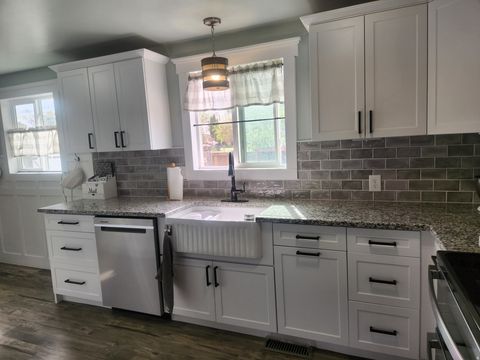 Tiny photo for 705 N 700 E, Payson, UT 84651 (MLS # 2153455)
