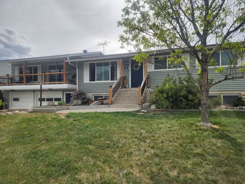 Tiny photo for 705 N 700 E, Payson, UT 84651 (MLS # 2153455)