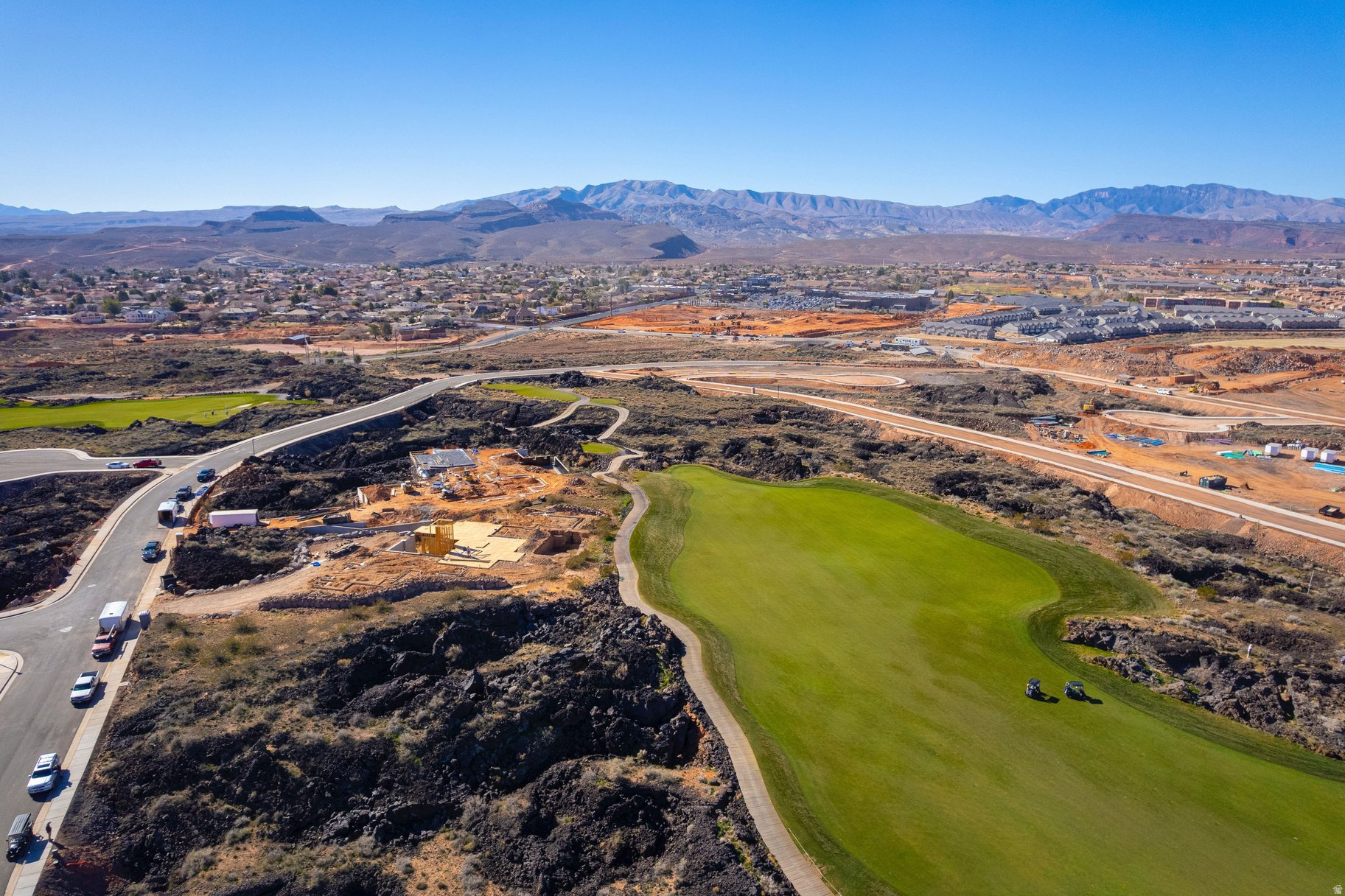 BLACK DESERT SOUTH VILLAGE - Land