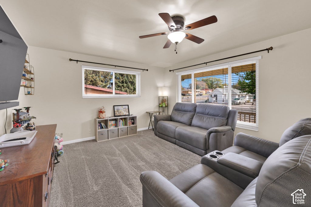 Photo of 4821 S 2500 W, Roy, UT 84067 (MLS # 2192538)