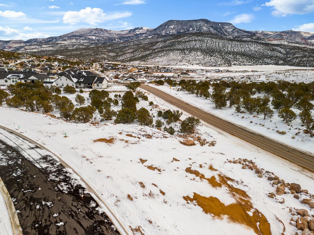 Photo of 3157 W MOON CREST DR #6, Cedar City, UT 84720 (MLS # 2154077)