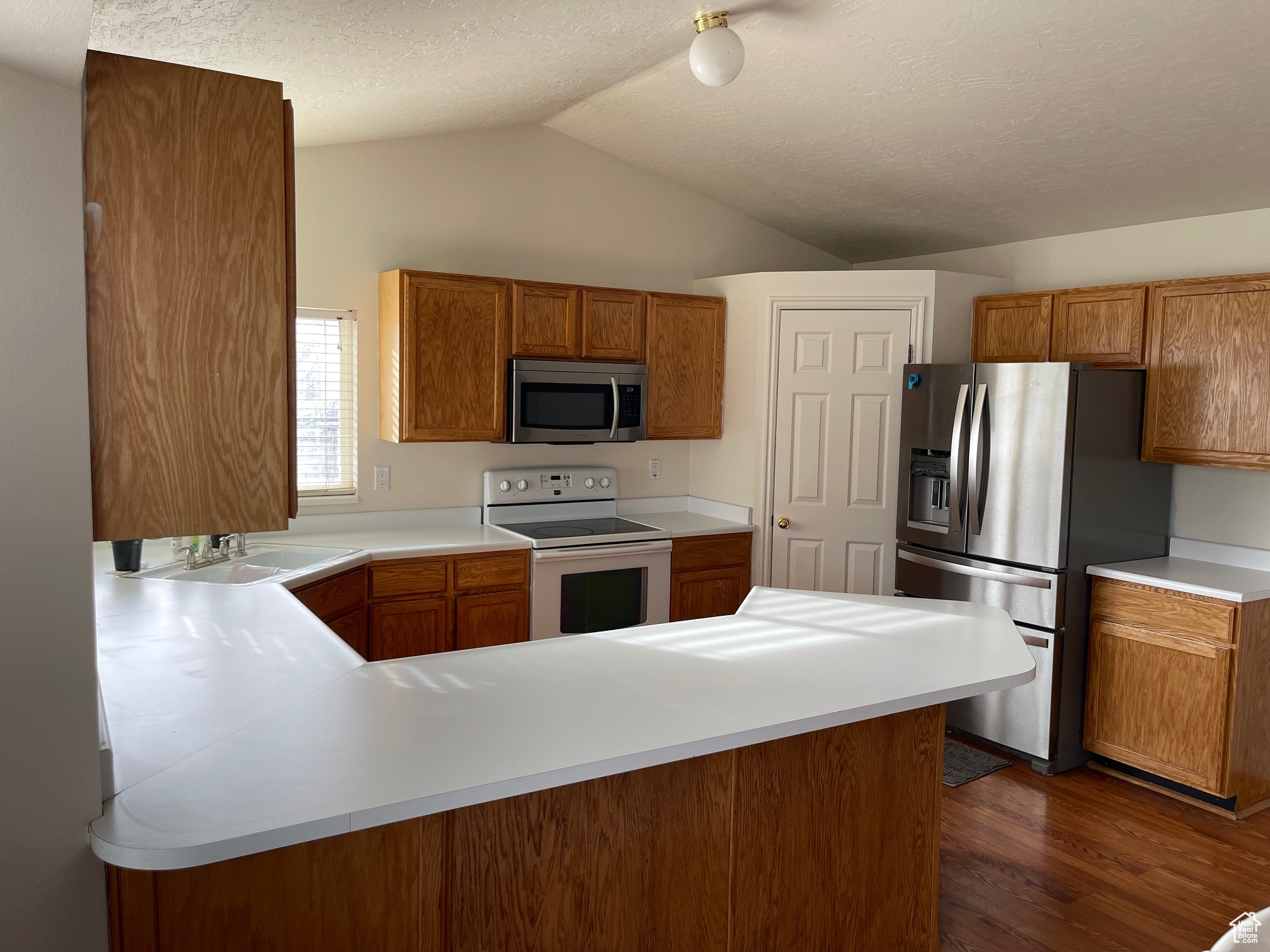 5995 W Fox River Ln, West Valley City, Utah image 7