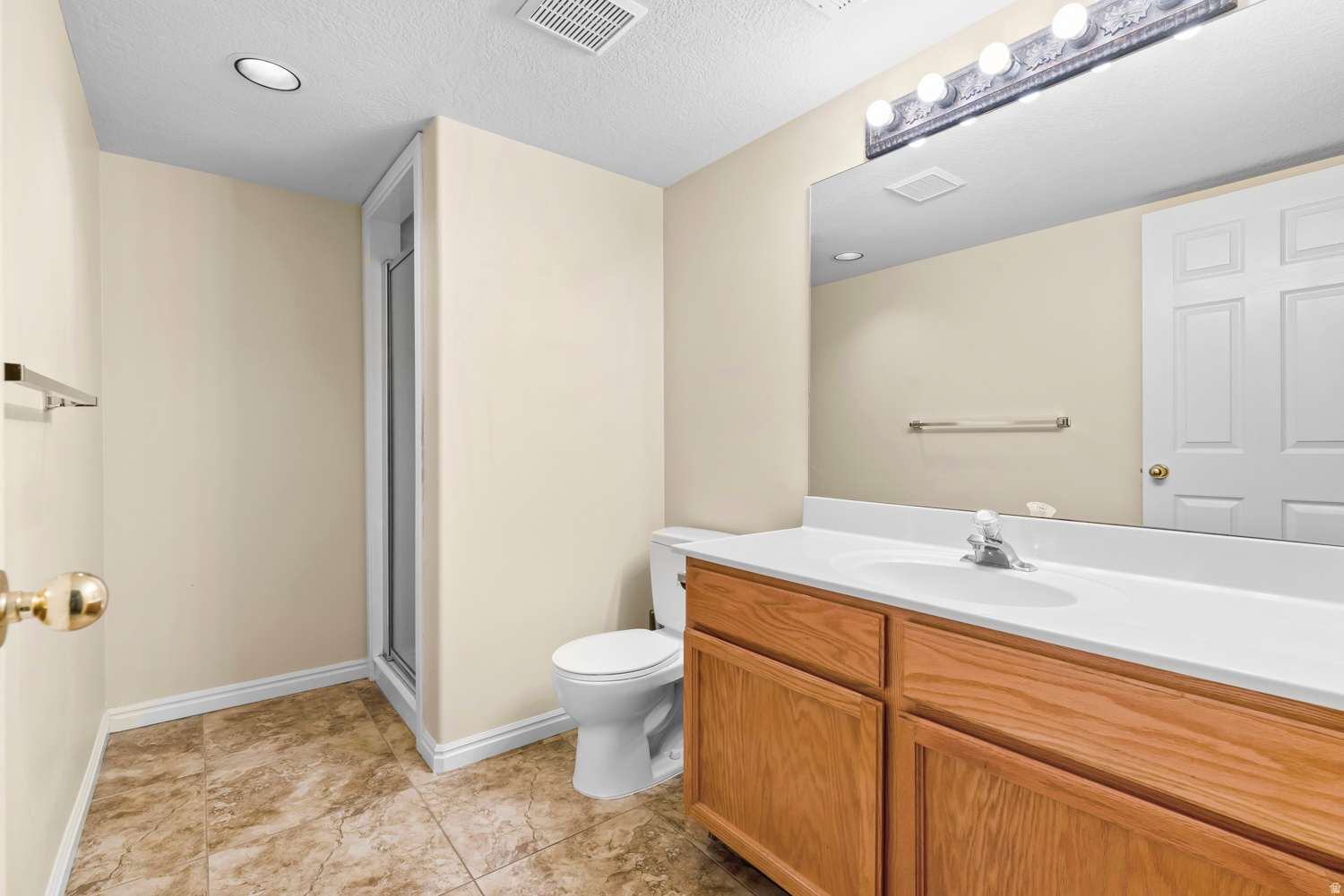 CAMPUS VIEW CONDO - Residential