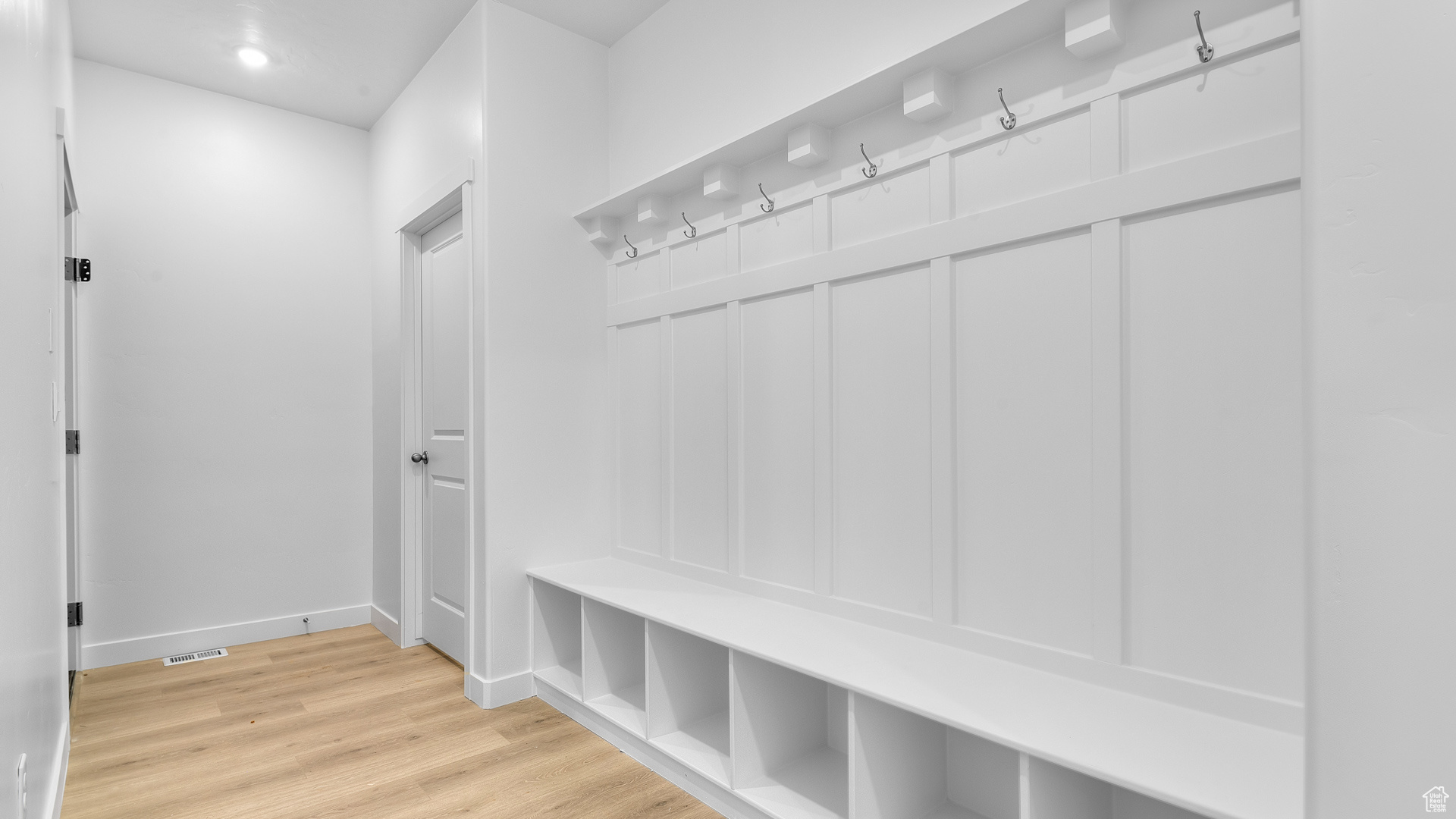 CHERRY WOOD - Residential