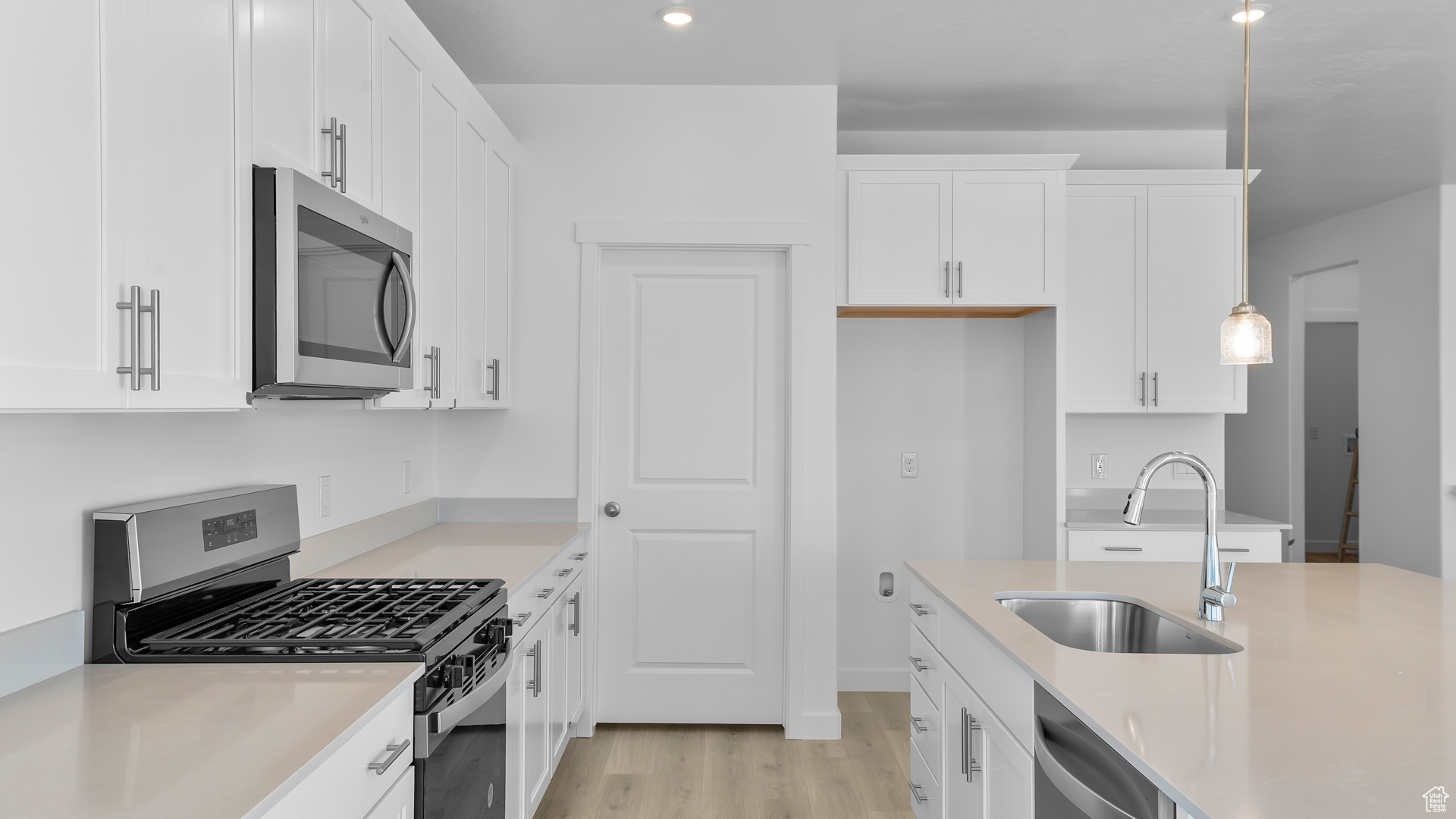CHERRY WOOD - Residential