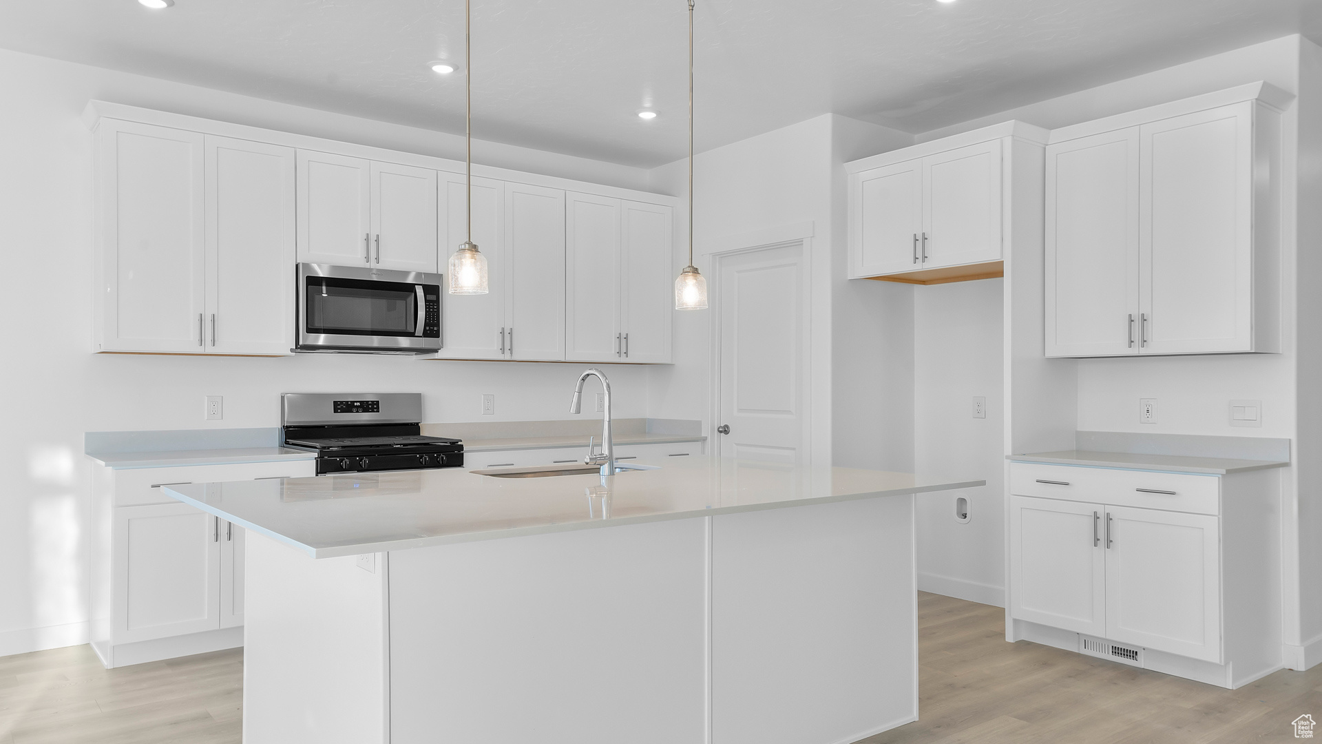 CHERRY WOOD - Residential
