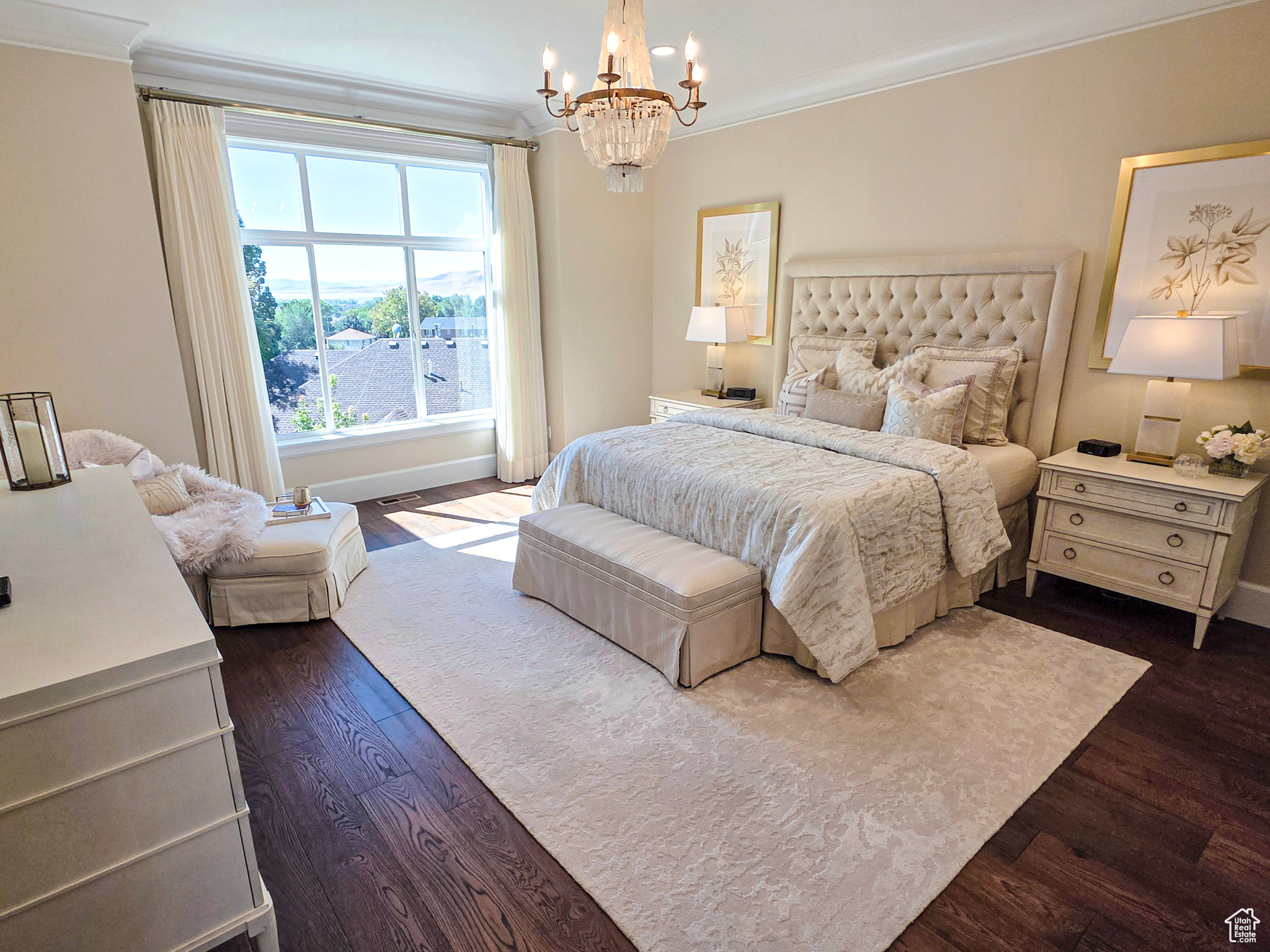 CHELSEA - Residential