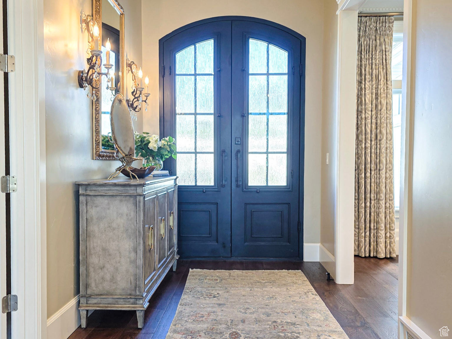 CHELSEA - Residential