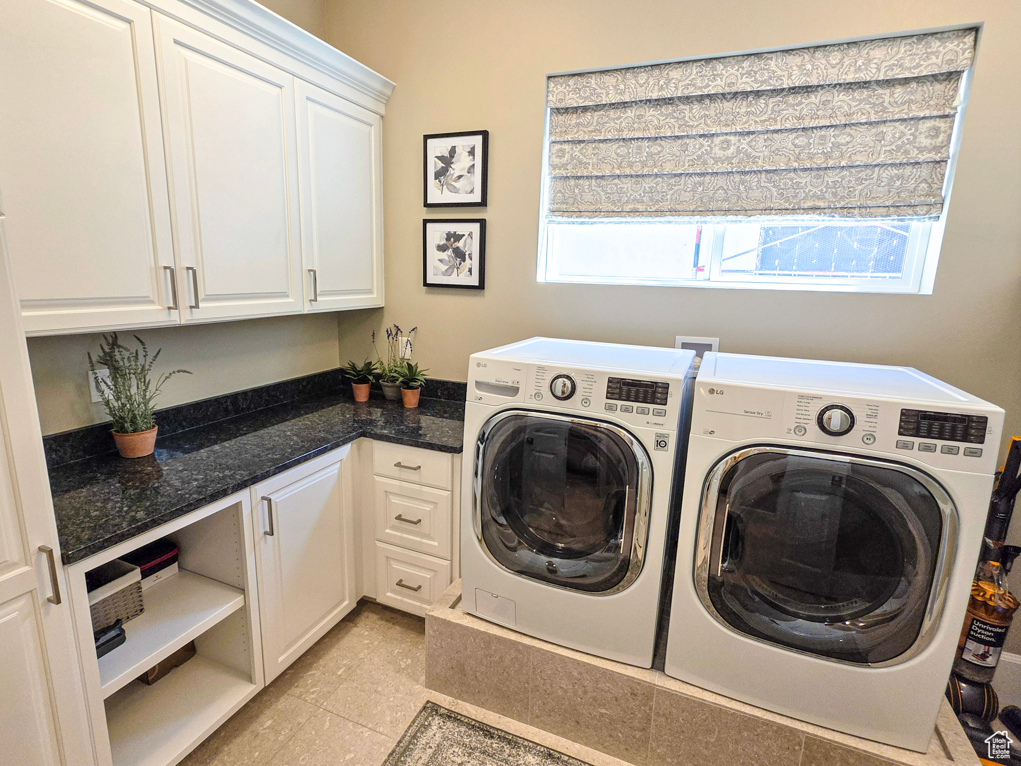 CHELSEA - Residential