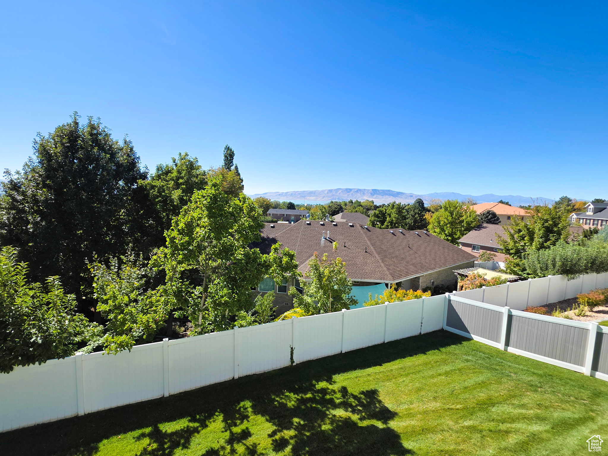 CHELSEA - Residential