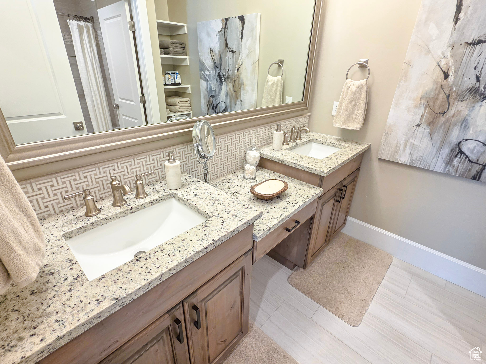 CHELSEA - Residential