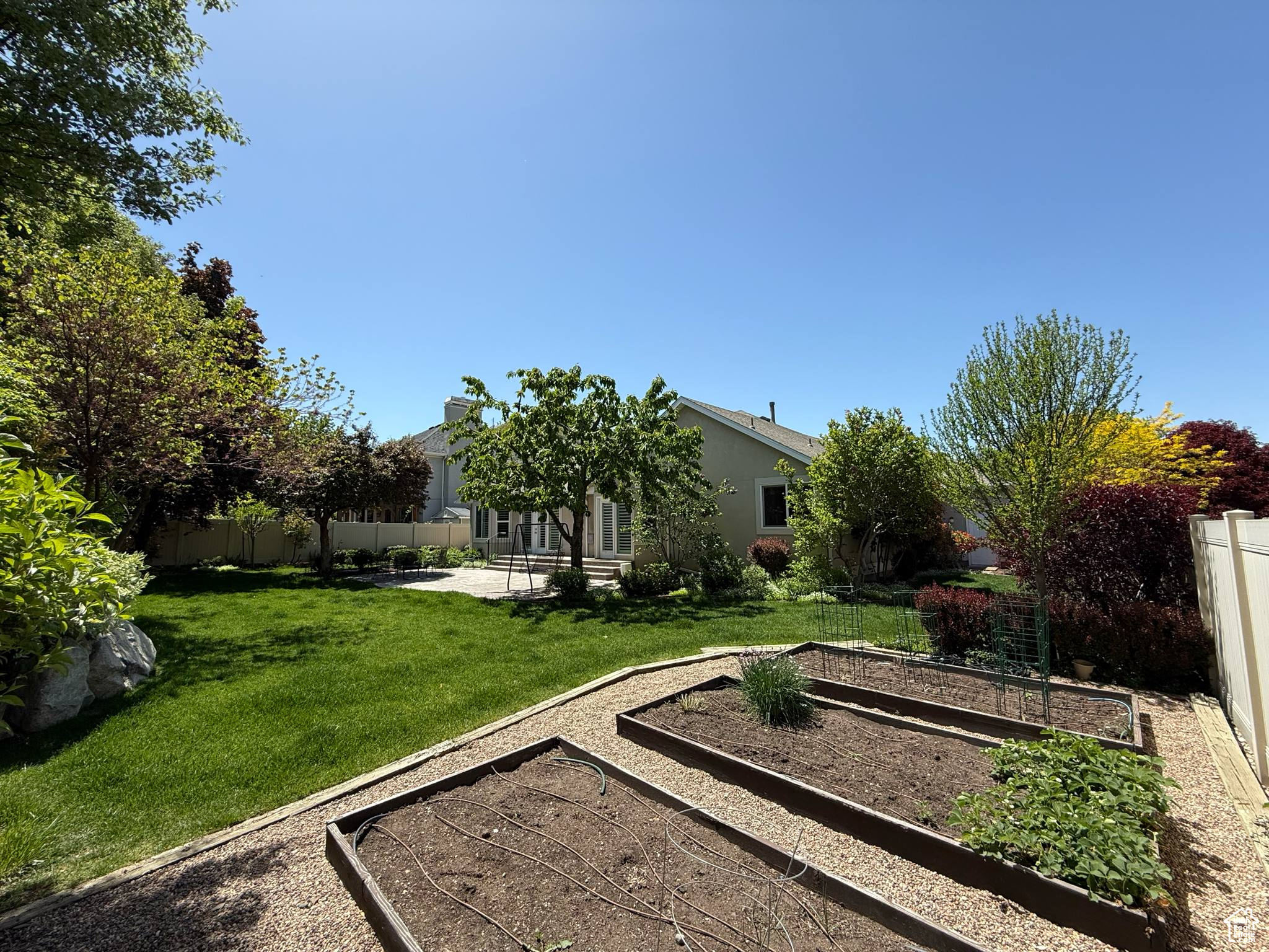 MILL HOLLOW - Residential