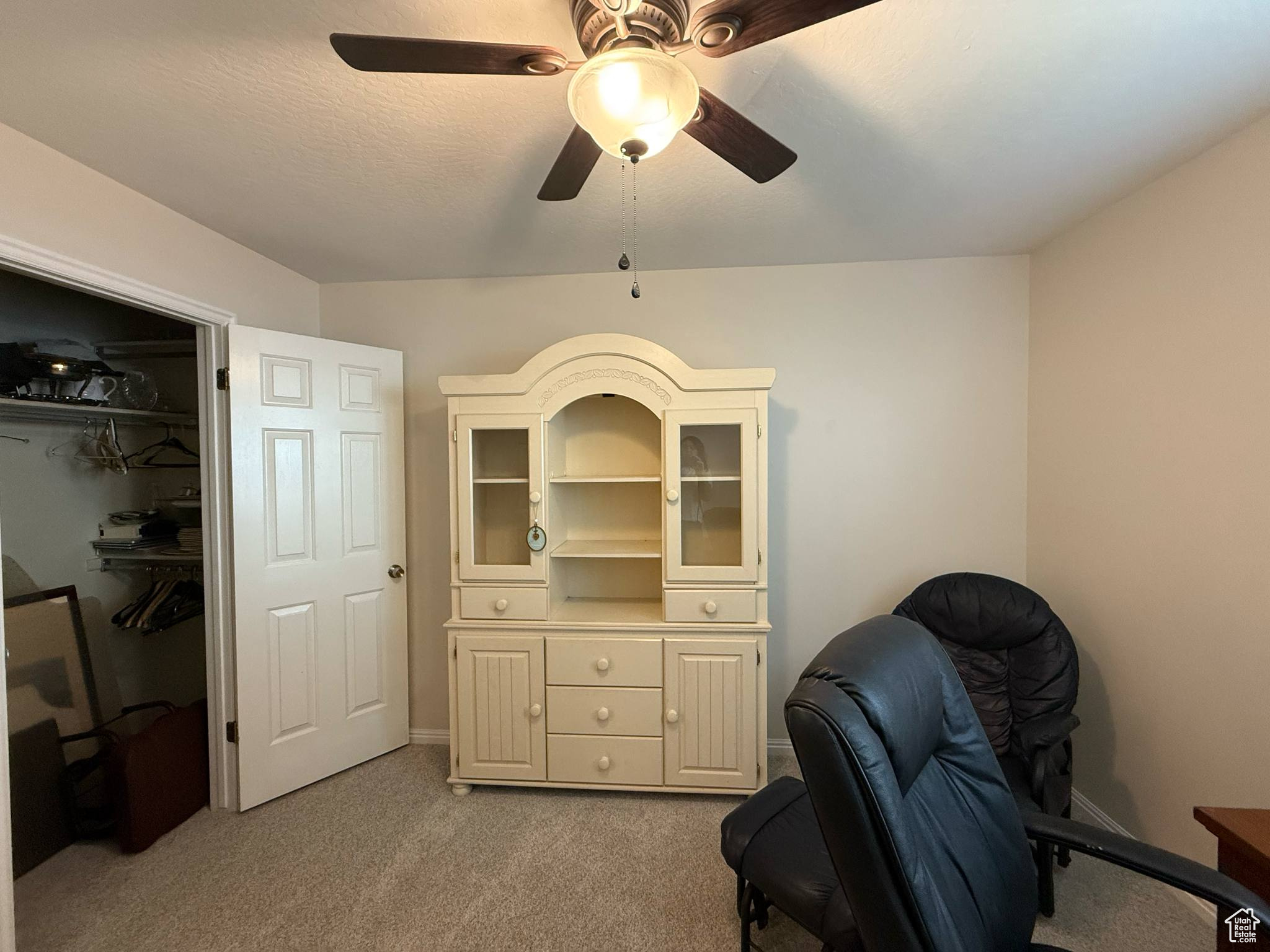 MILL HOLLOW - Residential