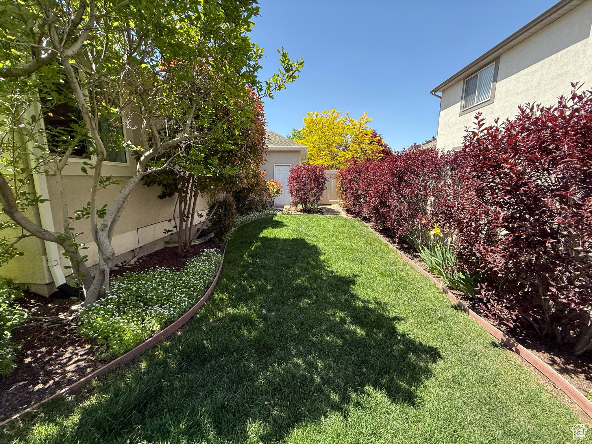 MILL HOLLOW - Residential
