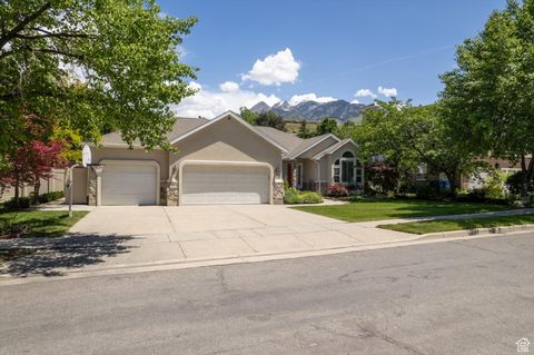 Tiny photo for 6721 S COSTA CV E, Cottonwood Heights, UT 84121 (MLS # 2084079)