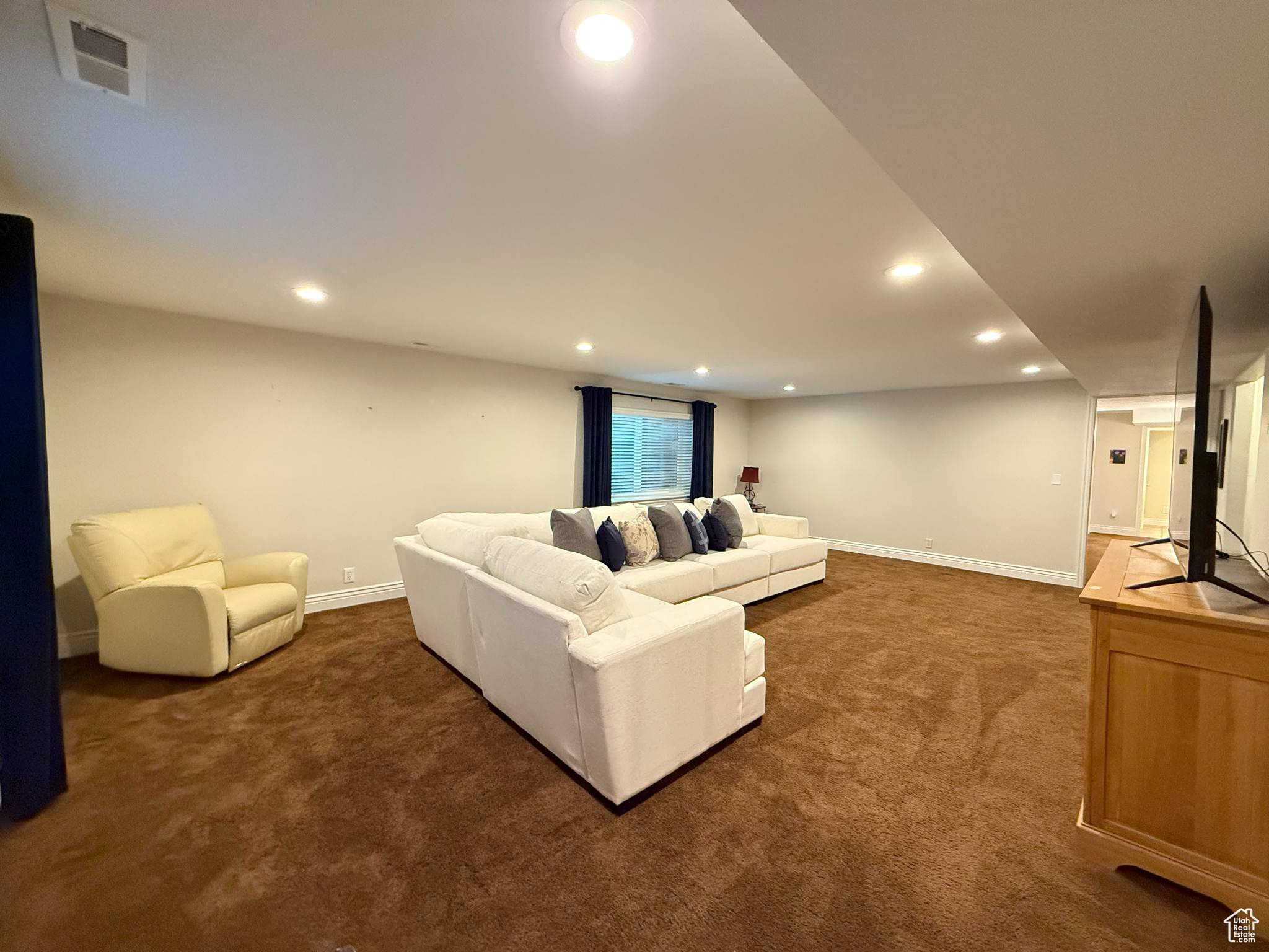 MILL HOLLOW - Residential