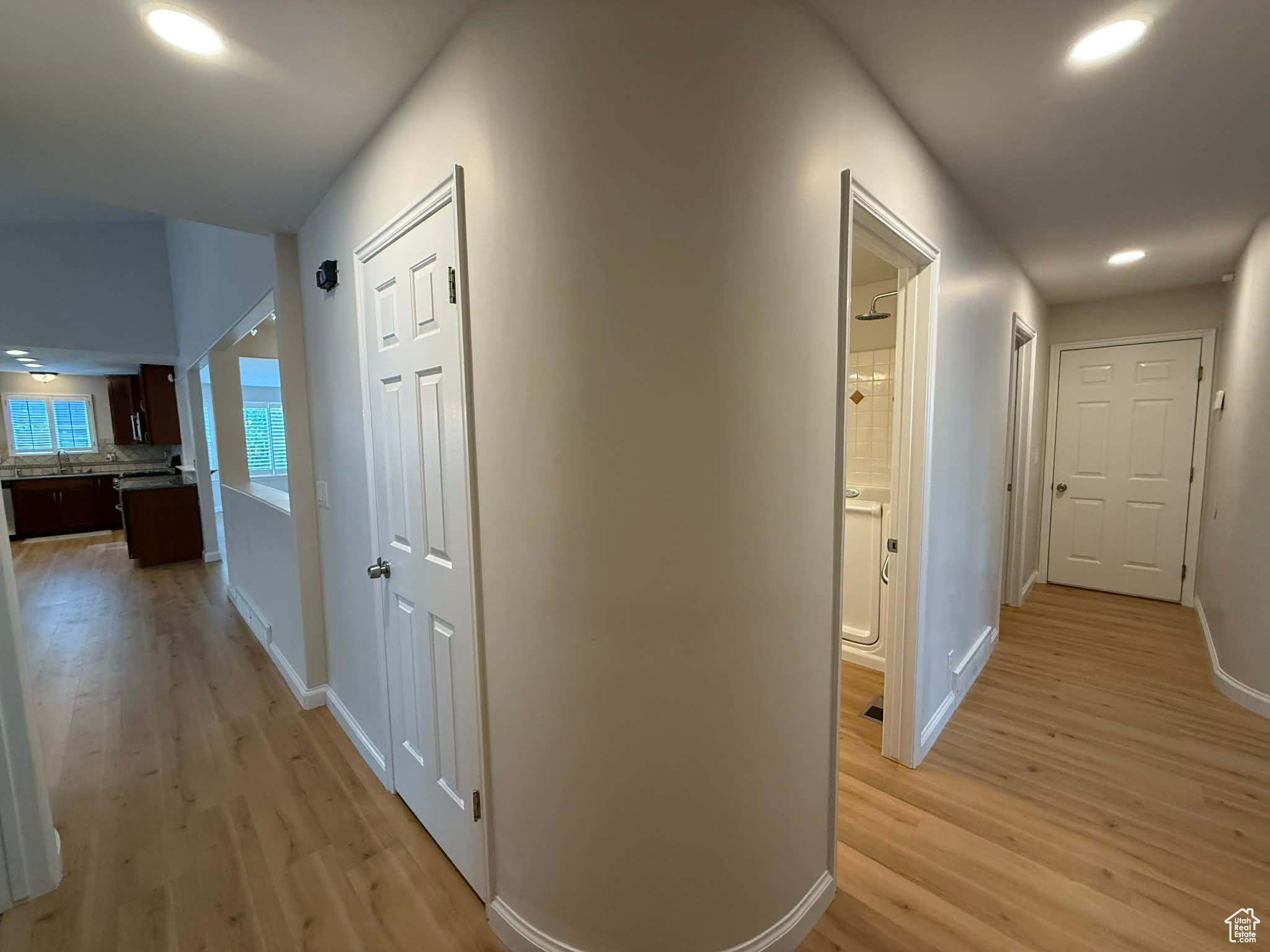 MILL HOLLOW - Residential