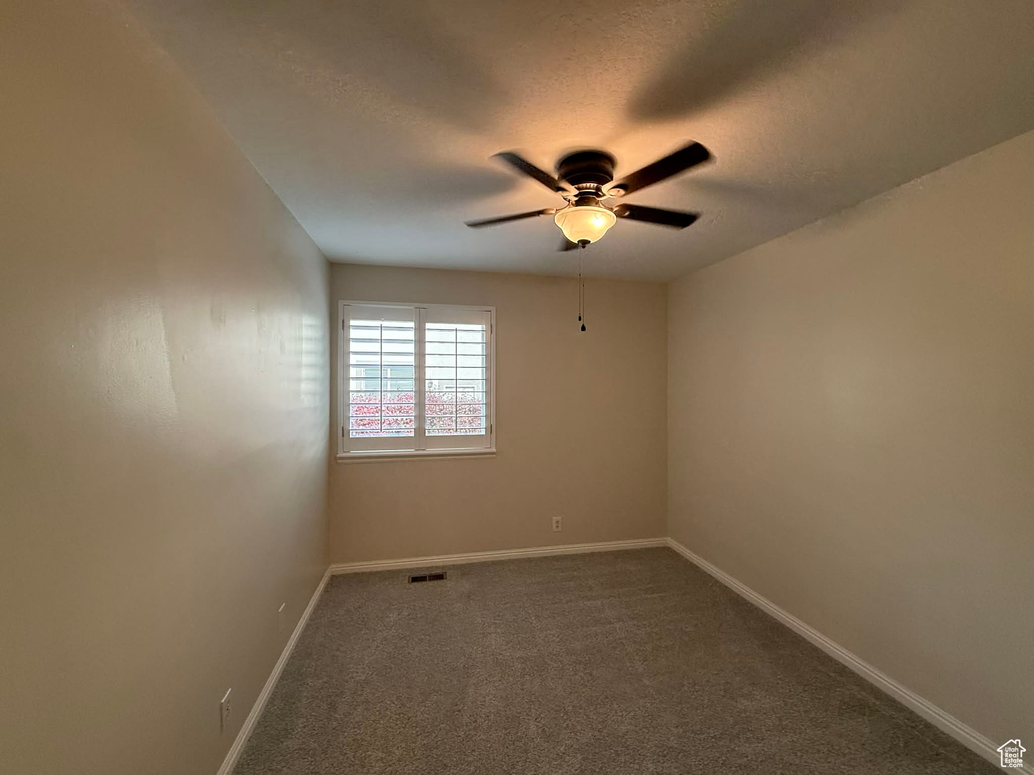 MILL HOLLOW - Residential