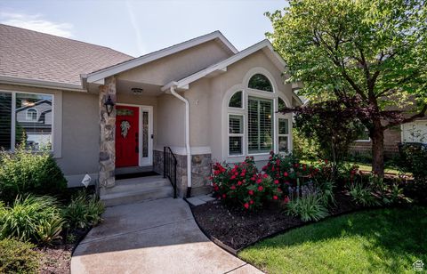 Tiny photo for 6721 S COSTA CV E, Cottonwood Heights, UT 84121 (MLS # 2084079)