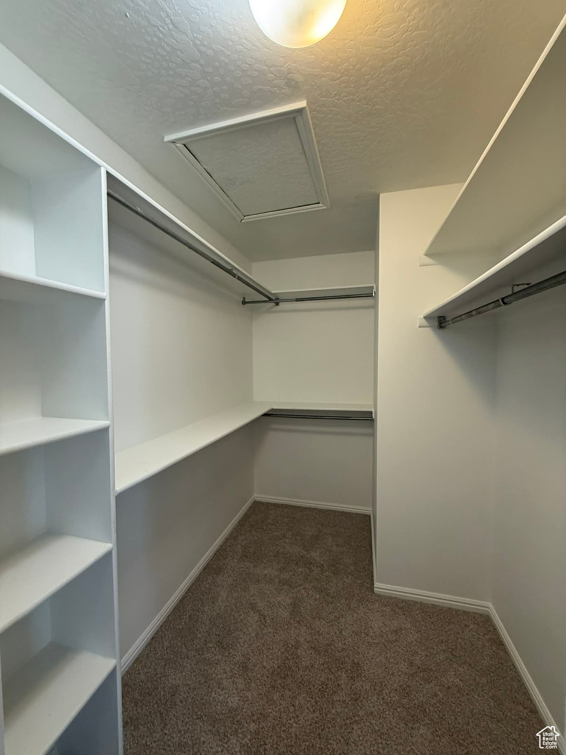 MILL HOLLOW - Residential