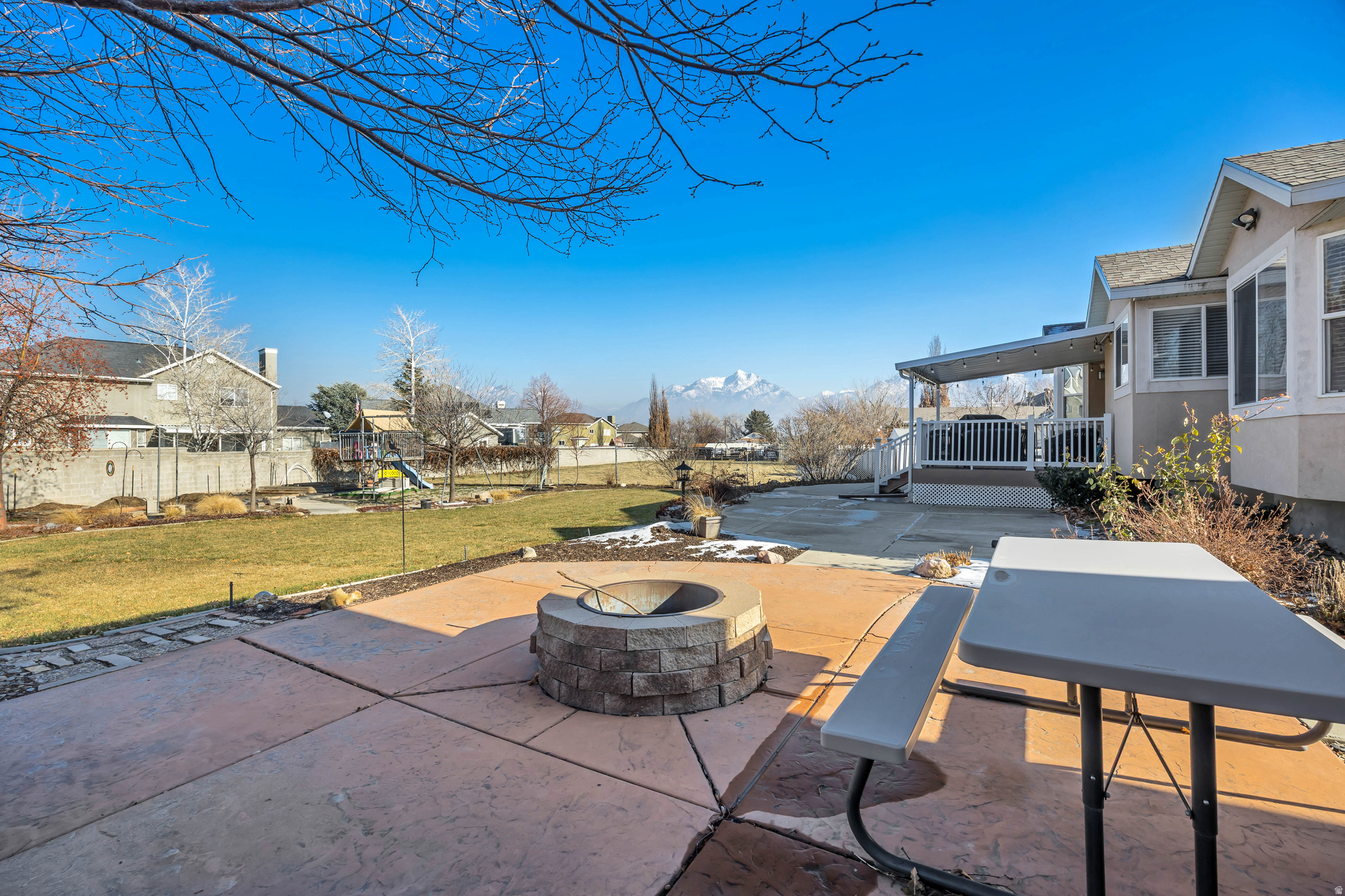 HIDDEN SPRING COVE - Residential