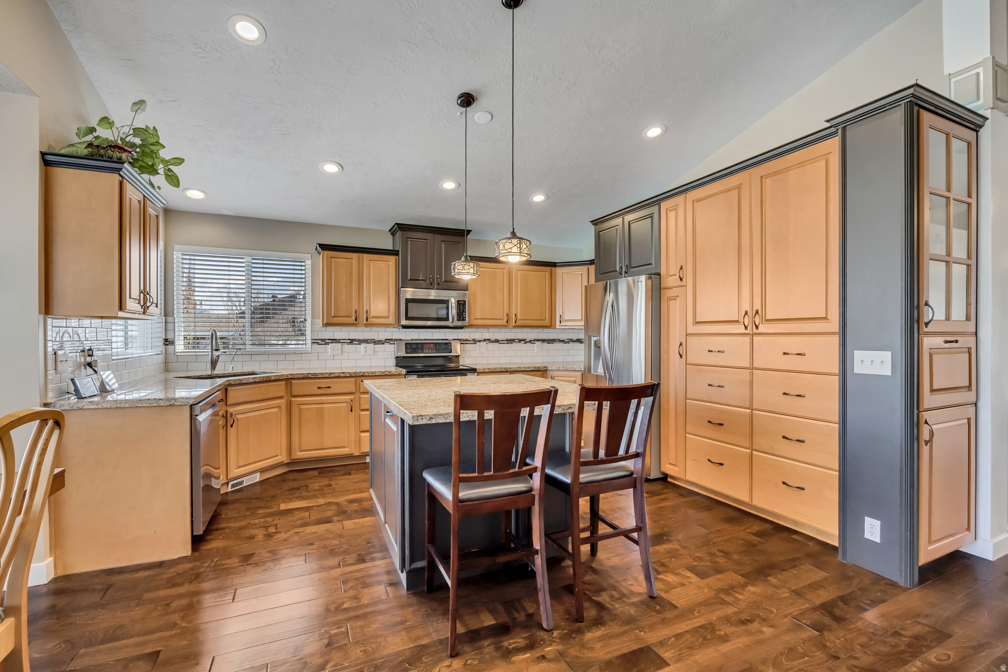 HIDDEN SPRING COVE - Residential