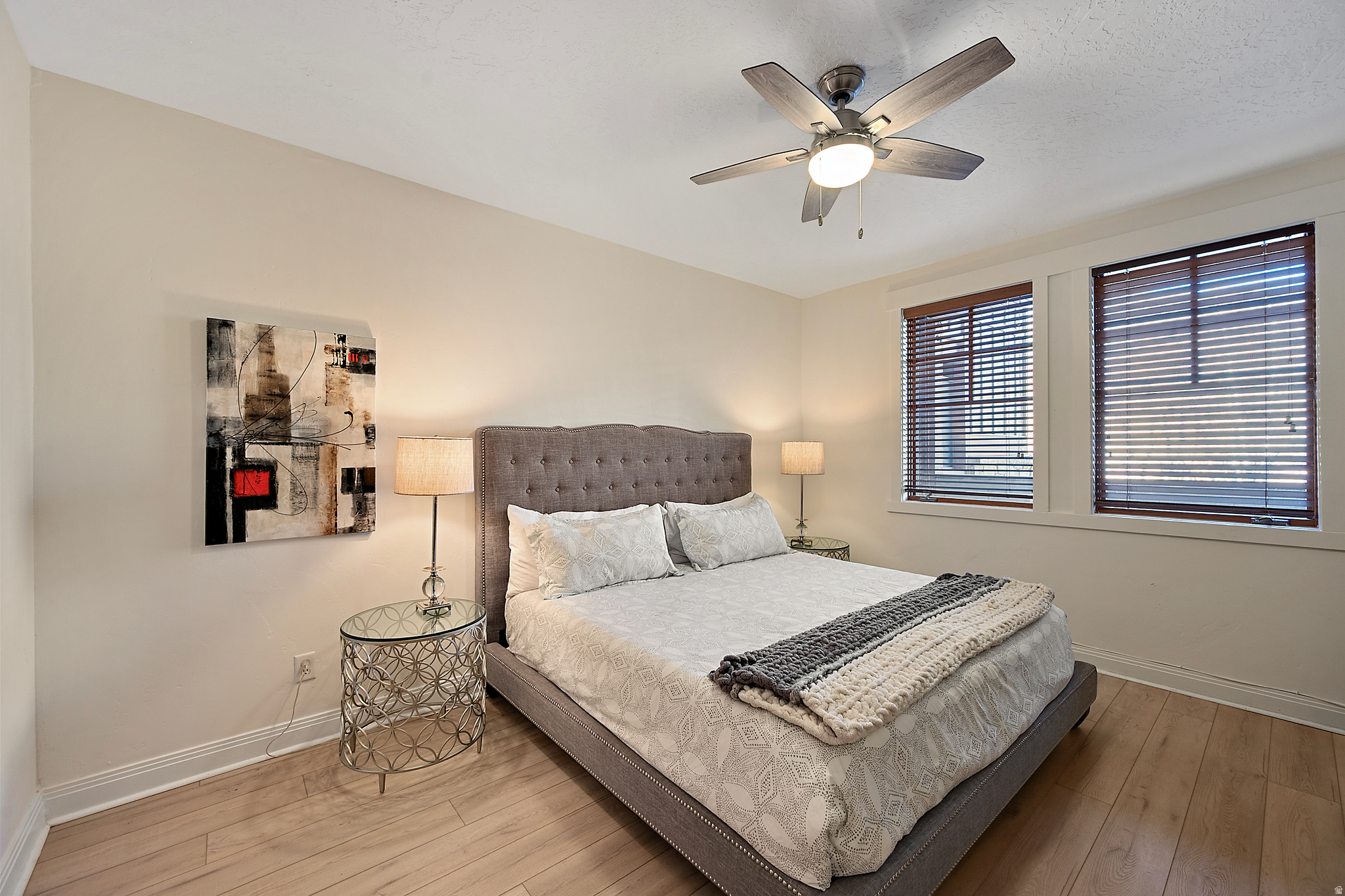 TOWN POINTE - Residential