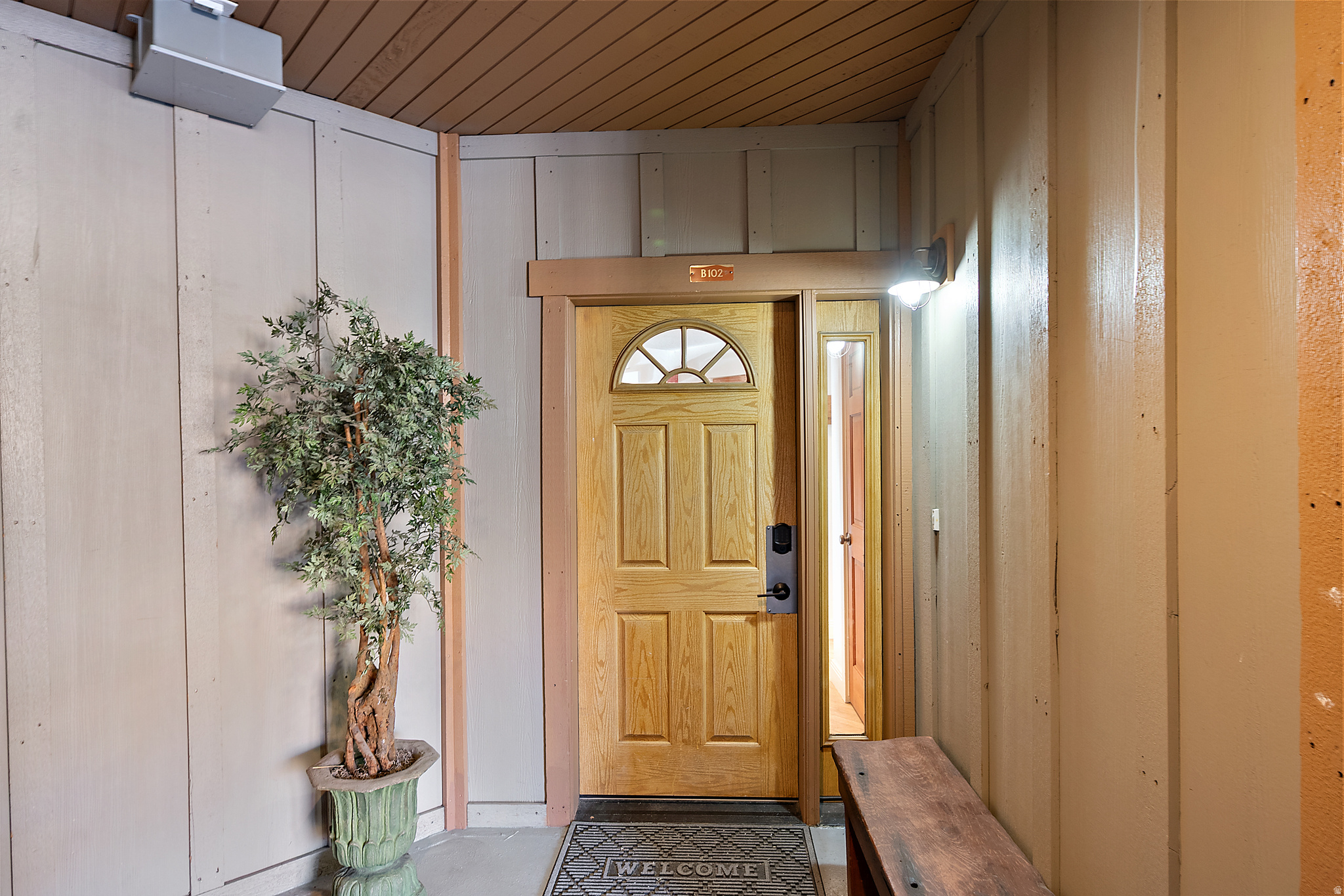 TOWN POINTE - Residential