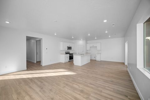 Tiny photo for 1537 S FINS RD #4113, Washington, UT 84780 (MLS # 2135581)