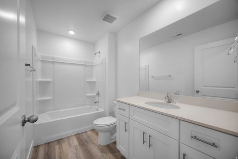 Tiny photo for 1537 S FINS RD #4113, Washington, UT 84780 (MLS # 2135581)